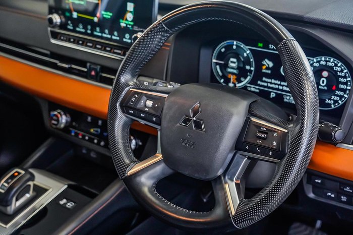2022 Mitsubishi Outlander PHEV Exceed Tourer