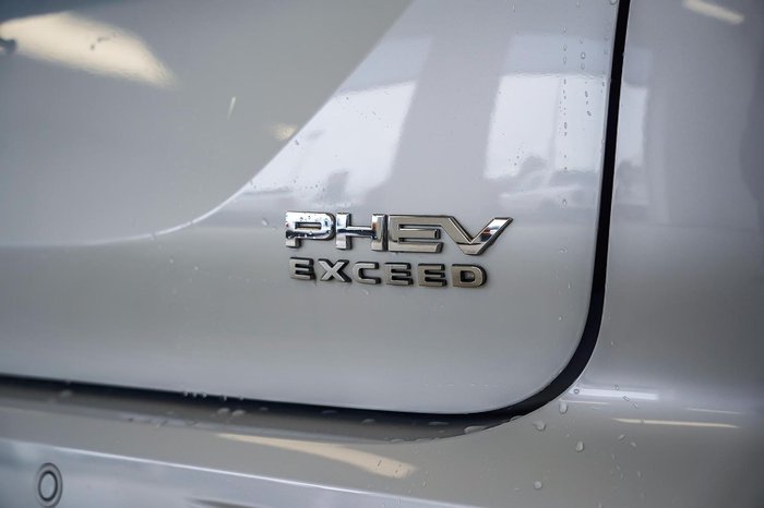 2022 Mitsubishi Outlander PHEV Exceed Tourer