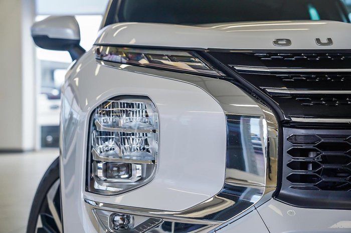 2022 Mitsubishi Outlander PHEV Exceed Tourer