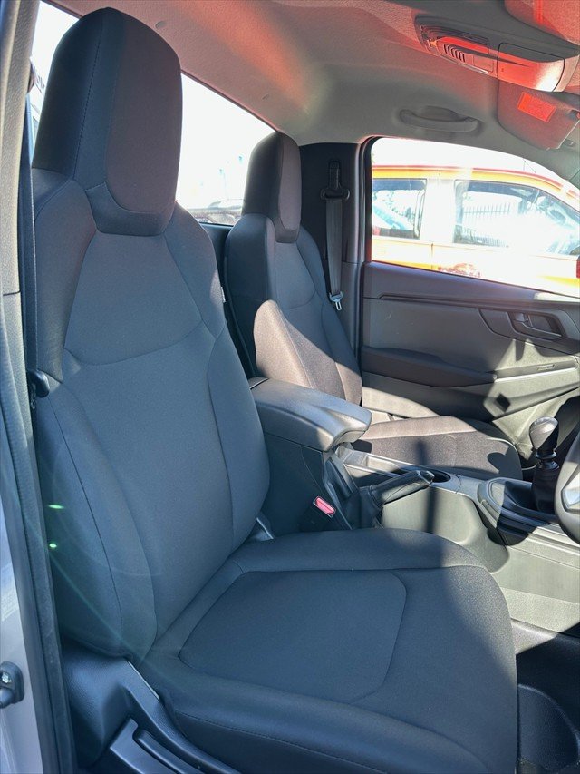 2025 Isuzu D-MAX SX MY24 4X4 Dual Range Mercury Silver Metallic