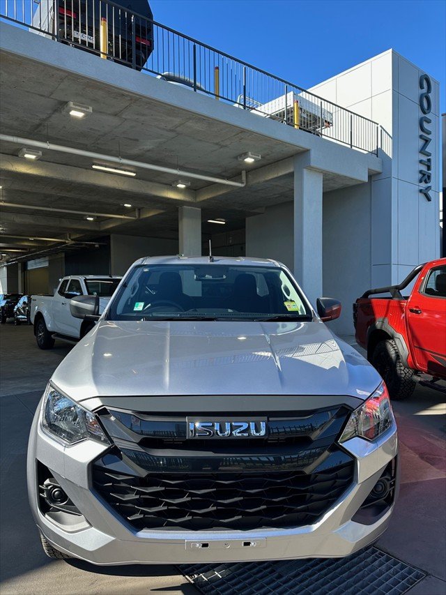 2025 Isuzu D-MAX SX MY24 4X4 Dual Range Mercury Silver Metallic