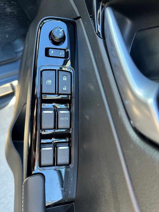 2025 Isuzu D-MAX BLADE MY24 4X4 Dual Range Granite Grey Mica