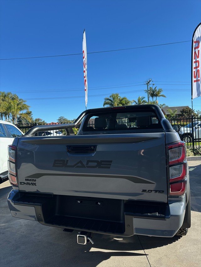 2025 Isuzu D-MAX BLADE MY24 4X4 Dual Range Granite Grey Mica