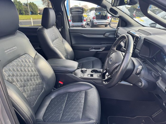 2024 Ford Everest Platinum
