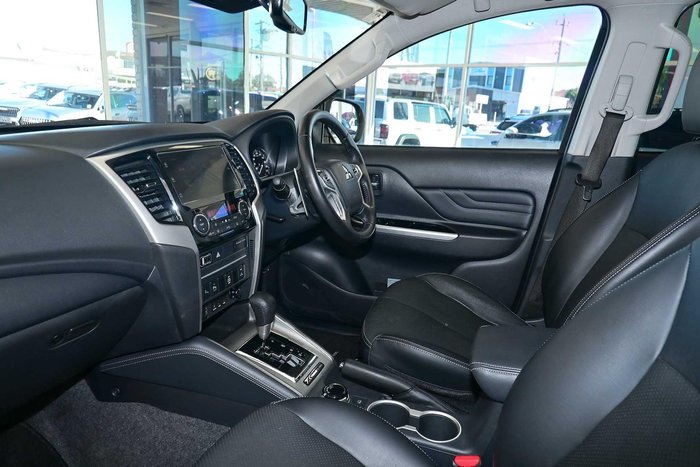 2023 Mitsubishi Triton Xtreme