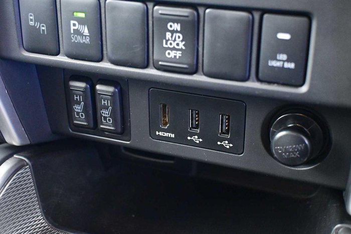 2023 Mitsubishi Triton Xtreme