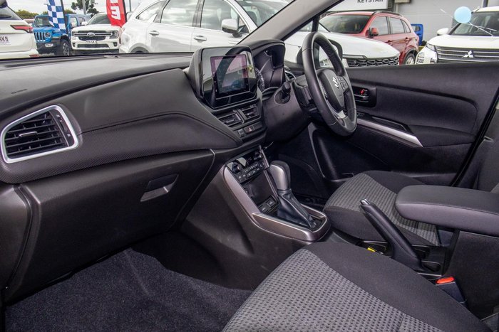 2023 Suzuki S-Cross Plus JYB Silky Silver