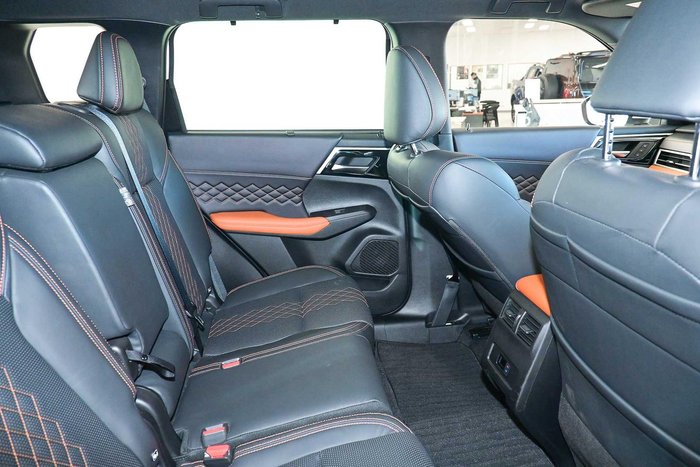 2022 Mitsubishi Outlander PHEV Exceed Tourer