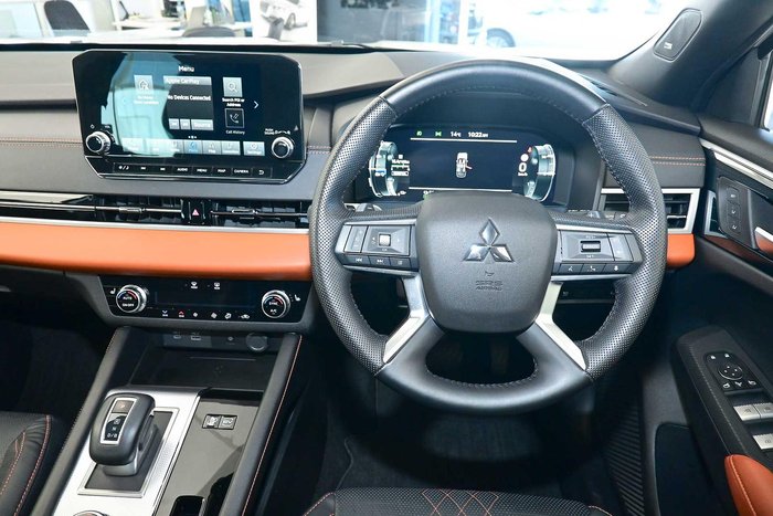 2022 Mitsubishi Outlander PHEV Exceed Tourer