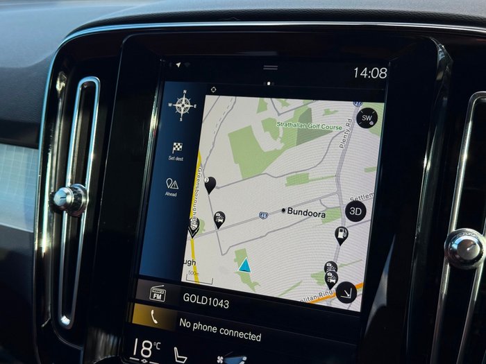 2018 Volvo XC40 T4 Momentum
