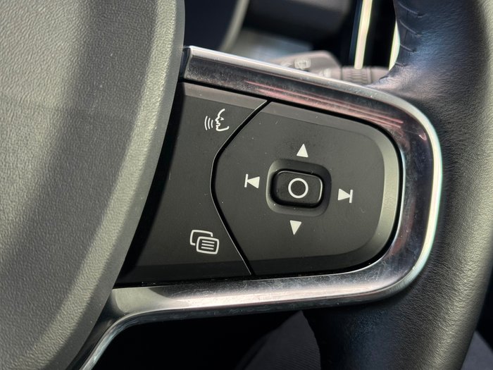 2018 Volvo XC40 T4 Momentum
