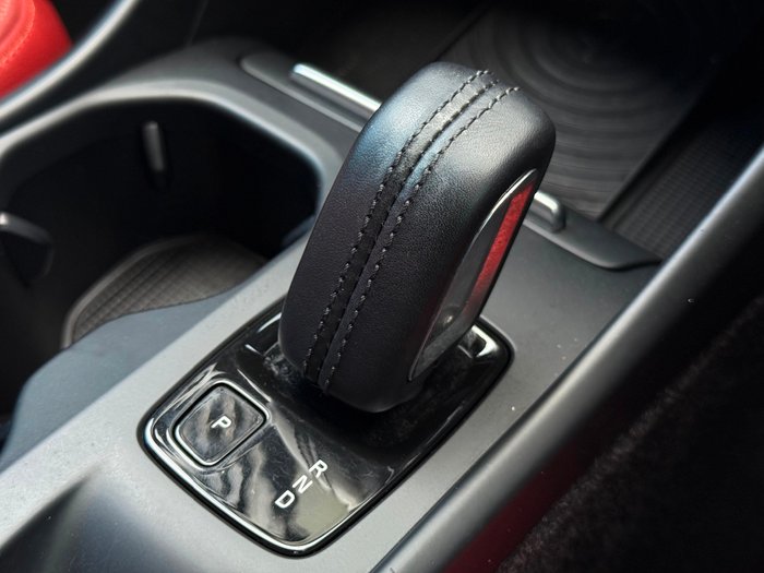 2018 Volvo XC40 T4 Momentum