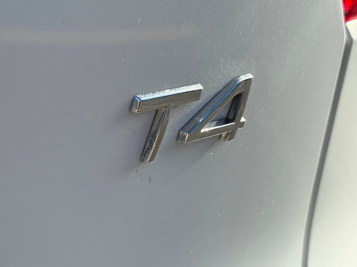2018 Volvo XC40 T4 Momentum