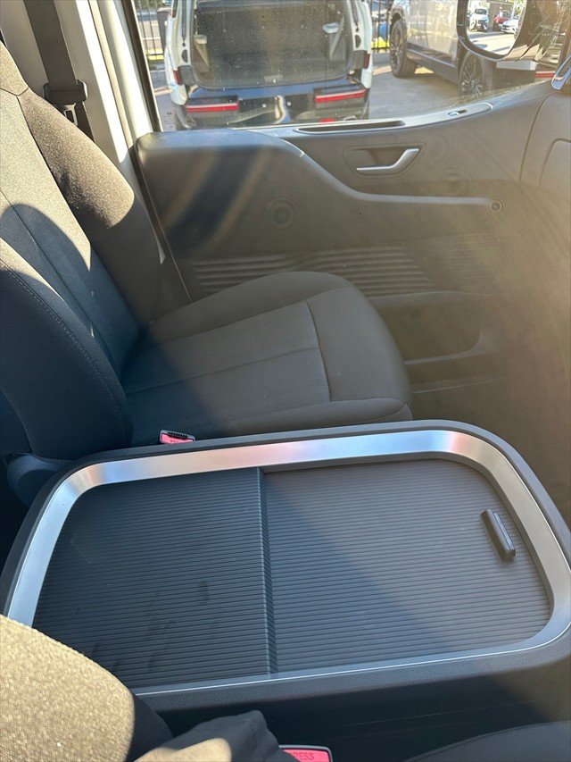 2025 Hyundai STARIA