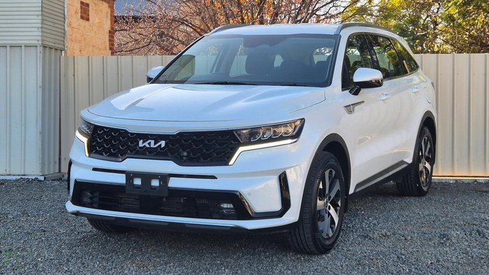 2022 Kia Sorento Sport