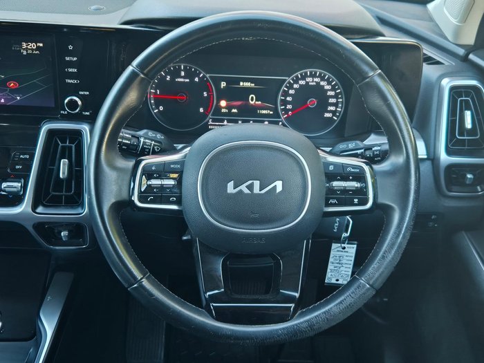 2022 Kia Sorento Sport