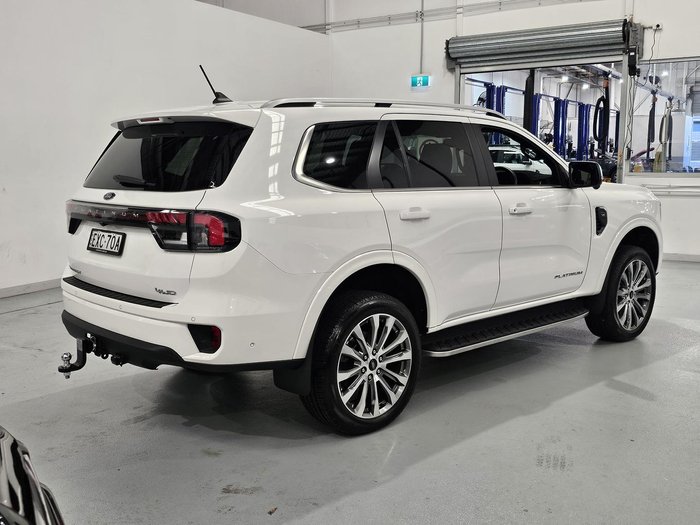2023 Ford Everest Platinum