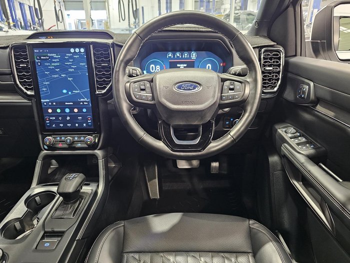 2023 Ford Everest Platinum
