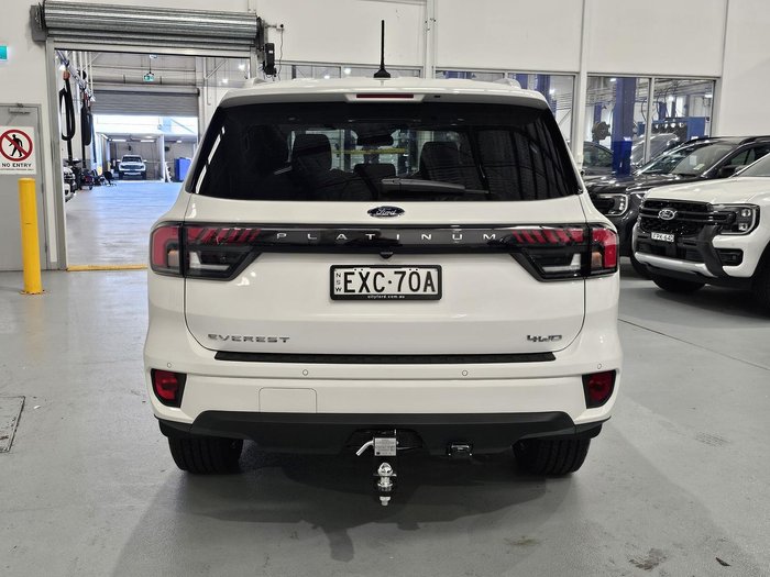 2023 Ford Everest Platinum