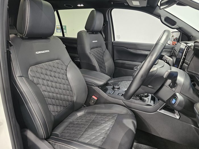 2023 Ford Everest Platinum