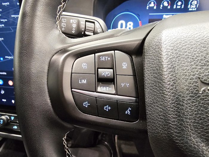 2023 Ford Everest Platinum
