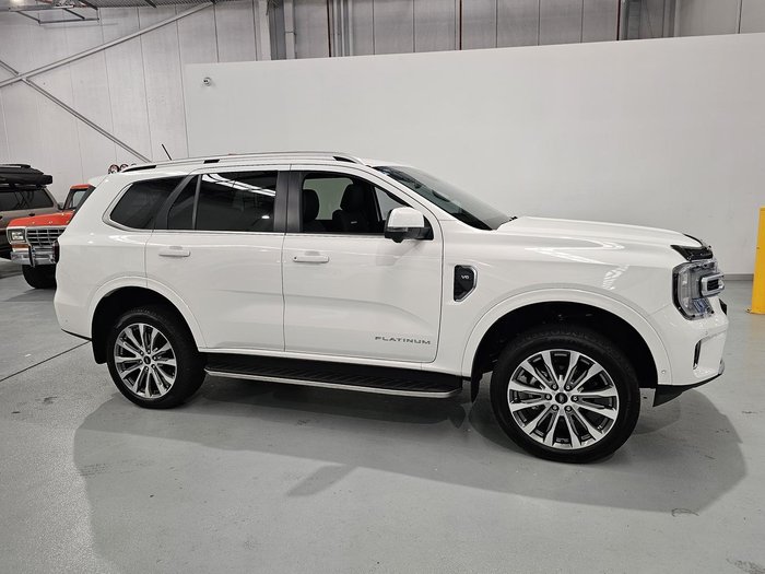 2023 Ford Everest Platinum