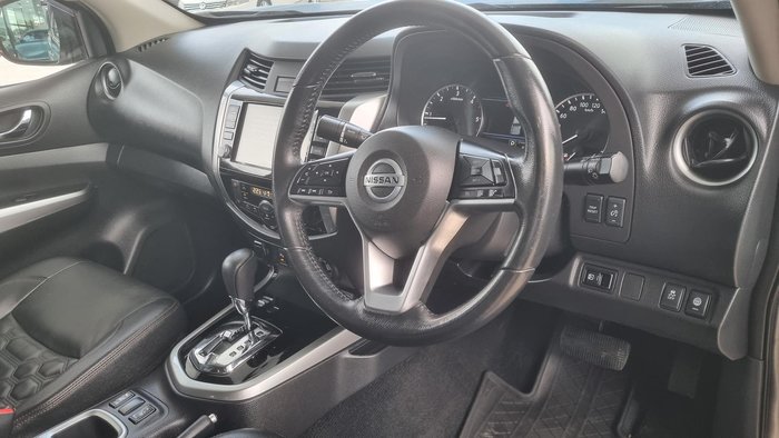 2021 Nissan Navara ST-X