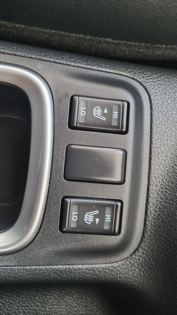 2021 Nissan Navara ST-X