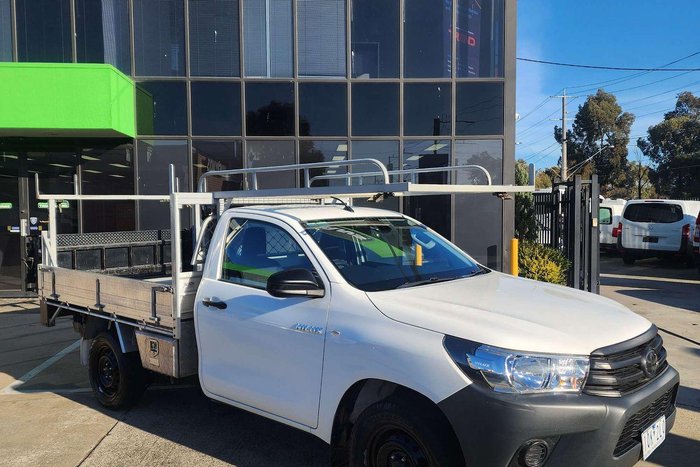 2019 Toyota Hilux Workmate TGN121R 4x2 Glacier White