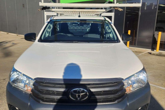 2019 Toyota Hilux Workmate TGN121R 4x2 Glacier White