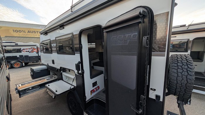 2025 JB Caravans 14' Gator Off Road Hybrid