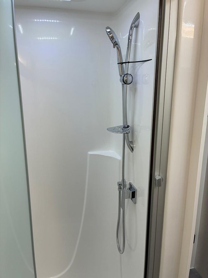 2025 Traveller Destination Track 20