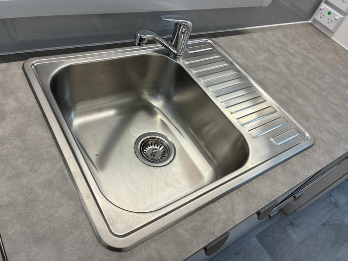 2025 Traveller Destination Track 20