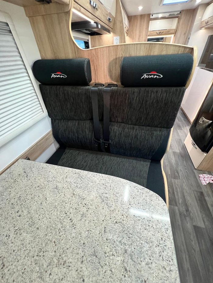2025 Avan Ovation