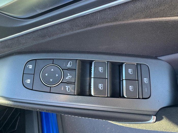 2025 Nissan QASHQAI Ti-L J12 MY25 Magnetic Blue with Onyx Black Roof
