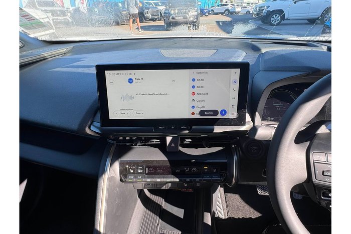 2024 Toyota Yaris SX Hybrid