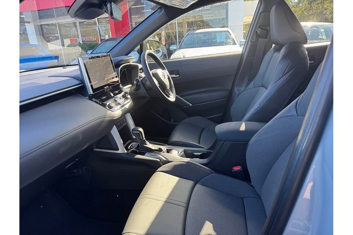 2025 Toyota Corolla Cross GXL