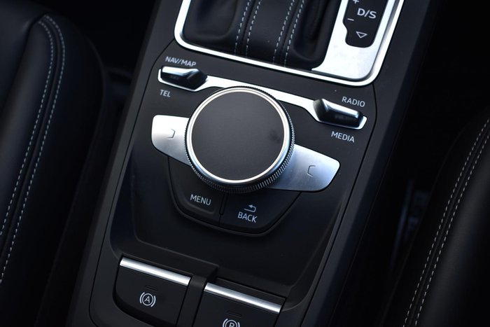2023 Audi SQ2 