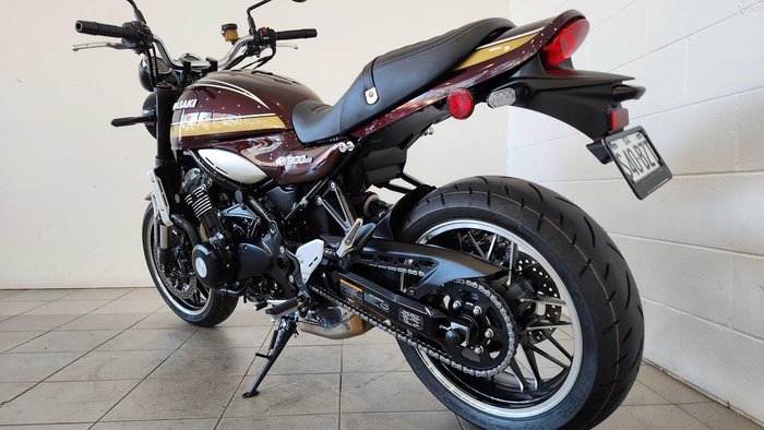 2025 Kawasaki Z900RS (Z900C) Z Red