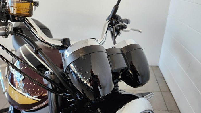 2025 Kawasaki Z900RS (Z900C) Z Red