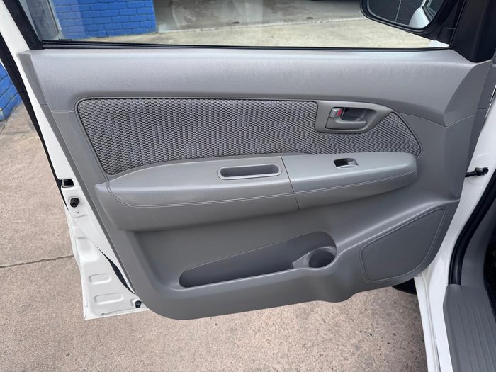 2007 Toyota Hilux SR KUN16R MY08 4x2 Glacier White