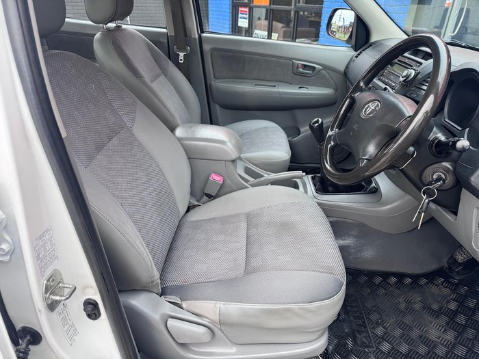 2007 Toyota Hilux SR KUN16R MY08 4x2 Glacier White