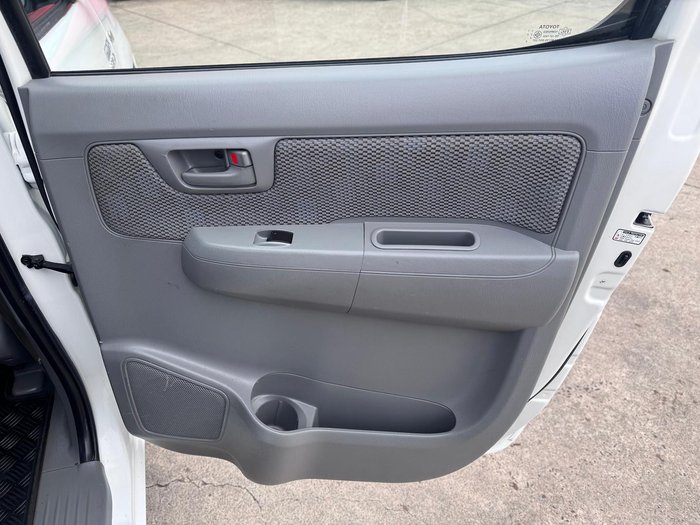 2007 Toyota Hilux SR KUN16R MY08 4x2 Glacier White