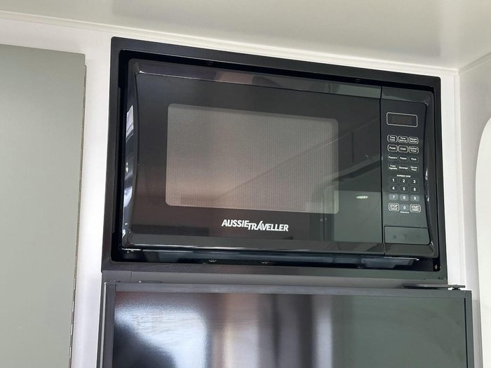 2025 Design RV Crx V7 21'6