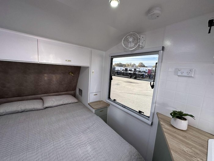 2025 Design RV Crx V7 21'6