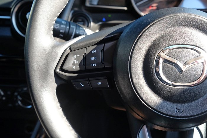 2018 Mazda 2 Maxx DJ Series Soul Red Crystal