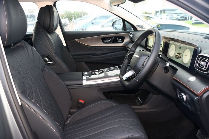 2025 Jaecoo J8 Track