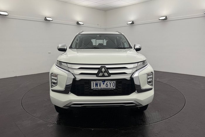 2022 Mitsubishi Pajero Sport GLX