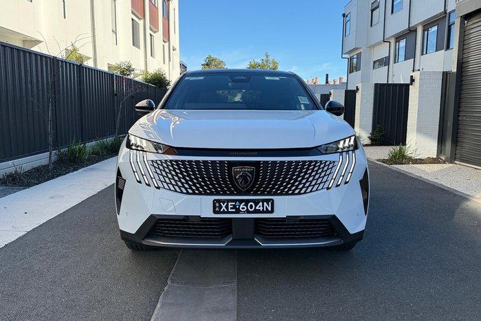 2025 Peugeot 3008 GT Premium Hybrid