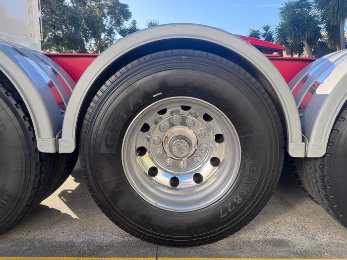 2012 Vawdrey St3 Lead A 12 Pallet Refrigerated Curtain Sider